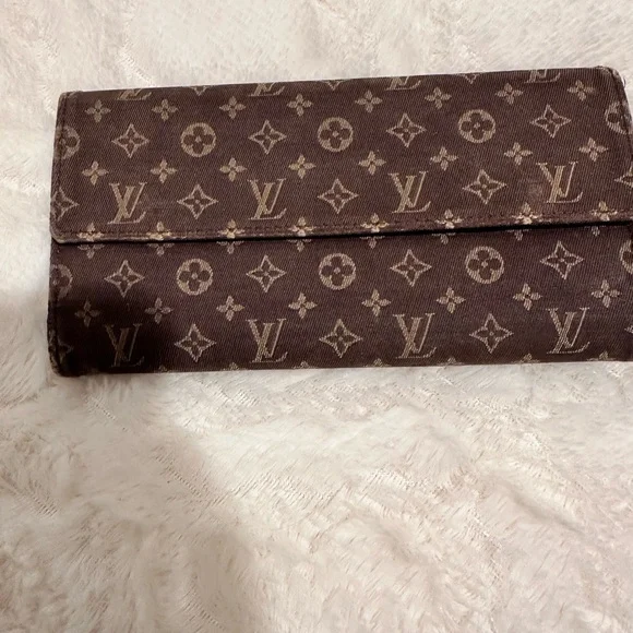 Mini Lin Brown Denim Louis Vuitton Wallet - Picture 4 of 12